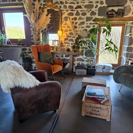 Hotell Les Volca'lodges De Tournebise Saint-Pierre-le-Chastel