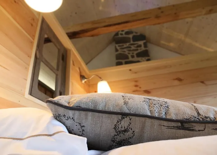 Hotel Les Volca'lodges De Tournebise Saint-Pierre-le-Chastel